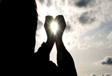 开云体育下载-摩洛哥瓦赫达球迷现场助威，球队斗志昂扬