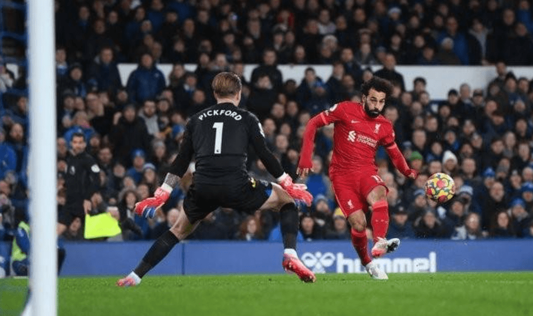 关于沃尔夫斯堡客场大胜对手，巩固领跑积分榜位置的信息