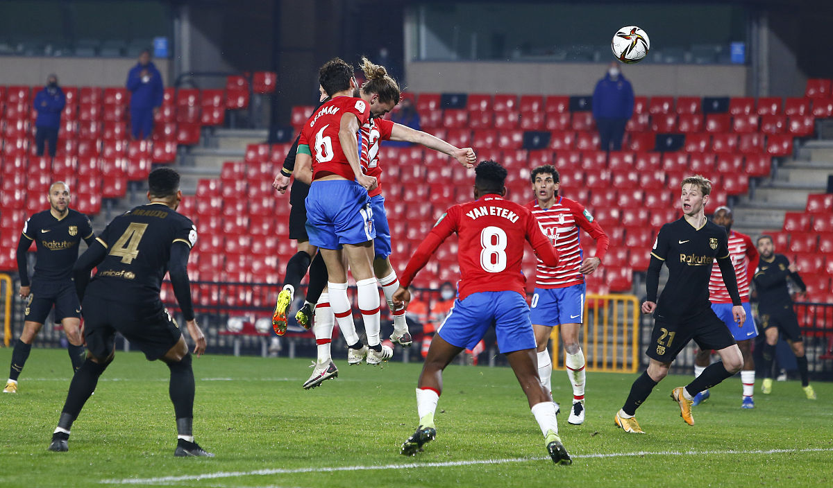 开云体育平台APP-关于战略调整:赫塔菲球队备战下一场比赛的信息