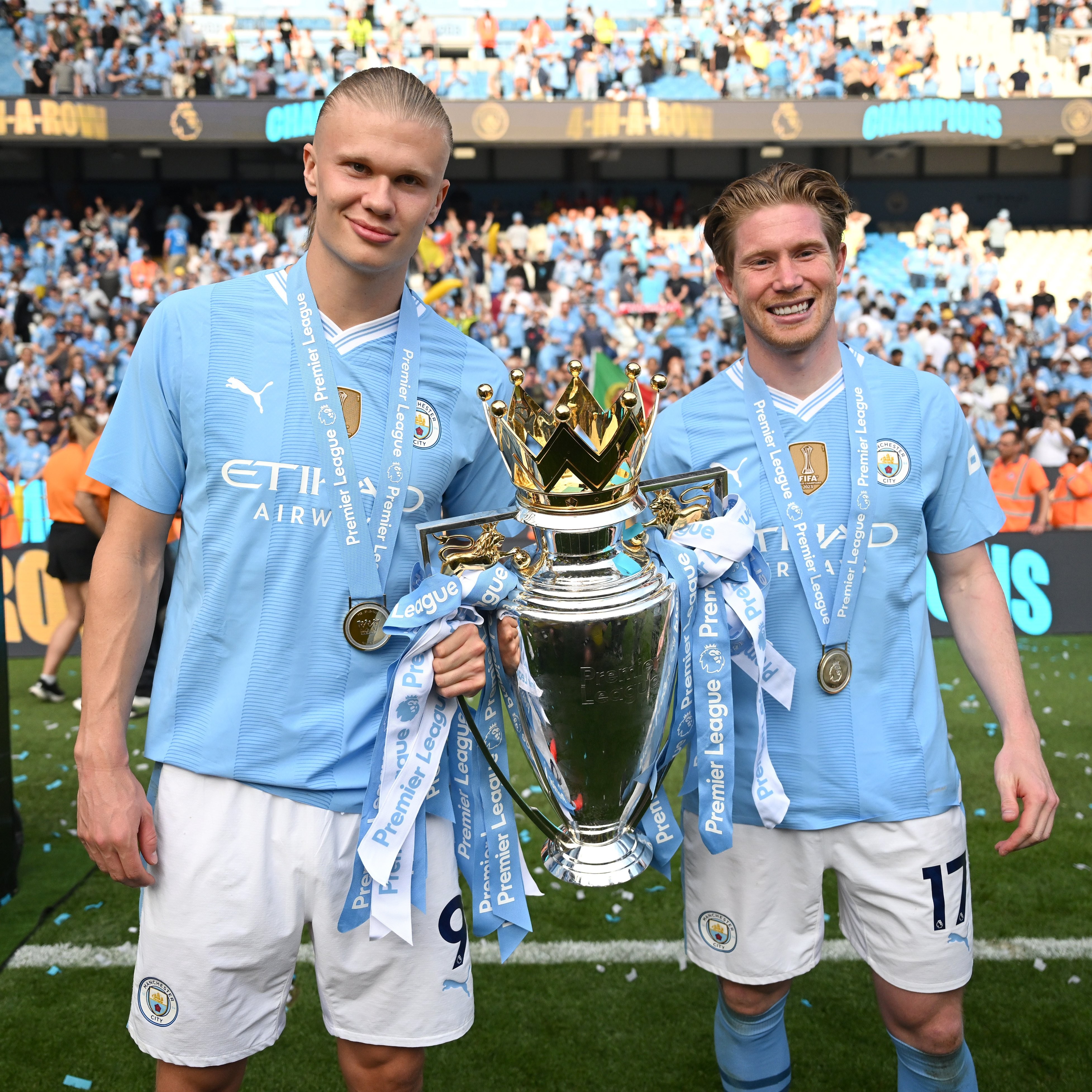 曼城誓夺冠军:决胜赛场再创辉煌 曼城誓夺冠军:决胜赛场再创辉煌