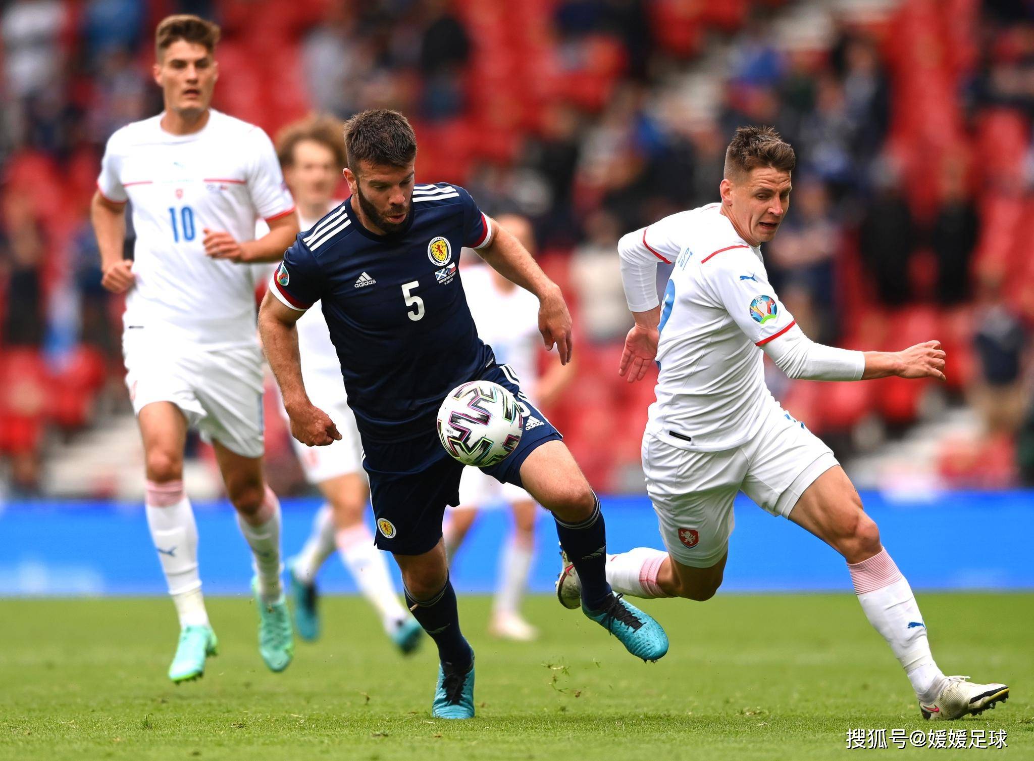 关于斯洛伐克球队客场被击败，失去战胜葡萄牙的机会的信息