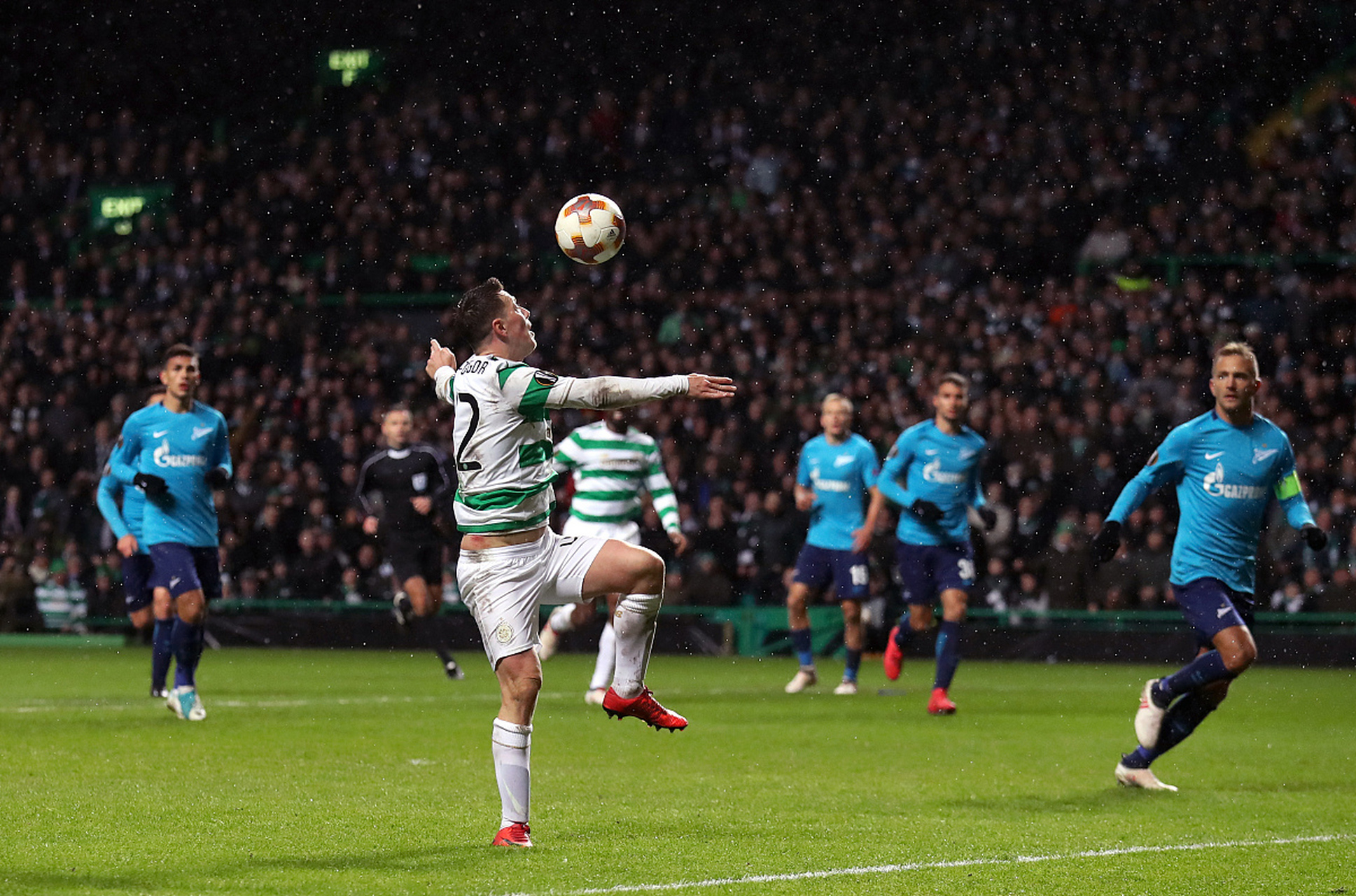 凯泽斯劳滕再度失利,德甲升班马在擦肩而过的简单介绍 凯泽斯劳滕再度失利,德甲升班马在擦肩而过的简单介绍