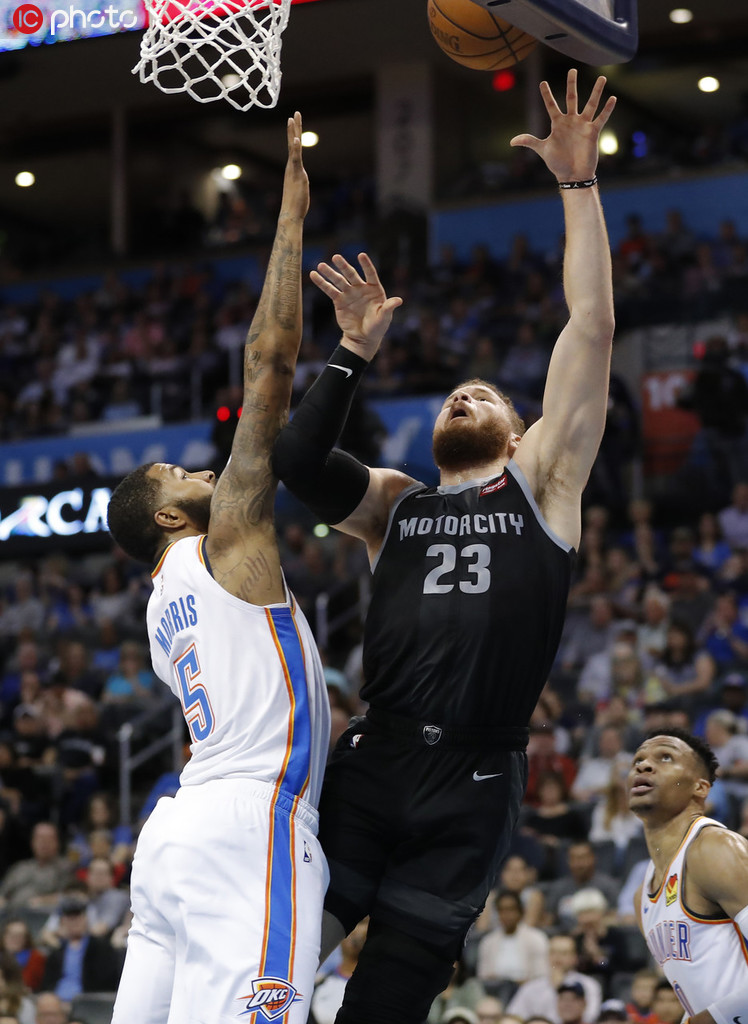 鸭丸出手中，雷霆轻松擒活塞主场获两连胜的简单介绍