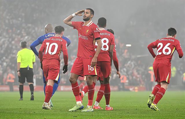 开云体育-利物浦客场击败狼队，实现逆转胜利