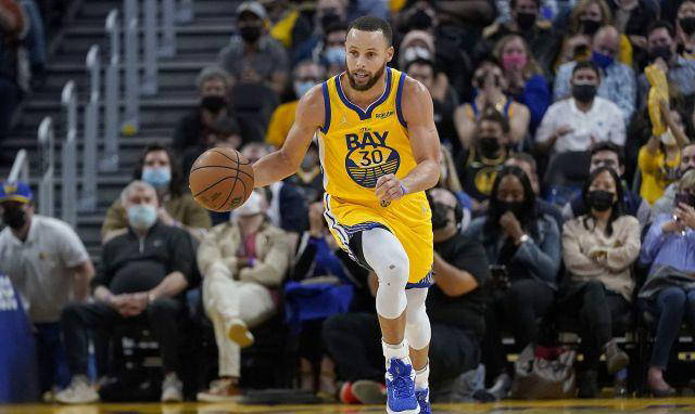 勇士队客场大胜,士气高涨备战下轮比赛的简单介绍 勇士队客场大胜,士气高涨备战下轮比赛的简单介绍