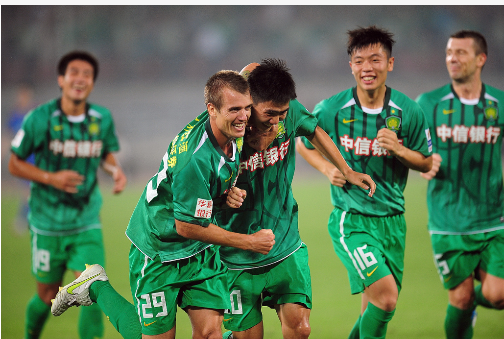 强强对话！富力对阵国安，中超豪门交锋燃爆球场的简单介绍