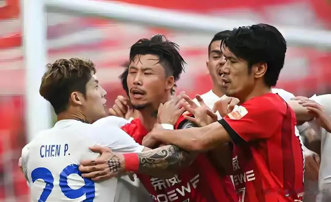 开云体育下载-关于雷恩奥萨中场因伤退出国家队，或将缺席下一场比赛的信息