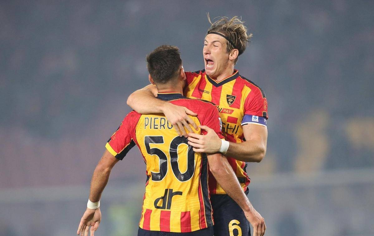 科隆队在比赛中逆袭对手,赢得比赛 科隆队在比赛中逆袭对手,赢得比赛