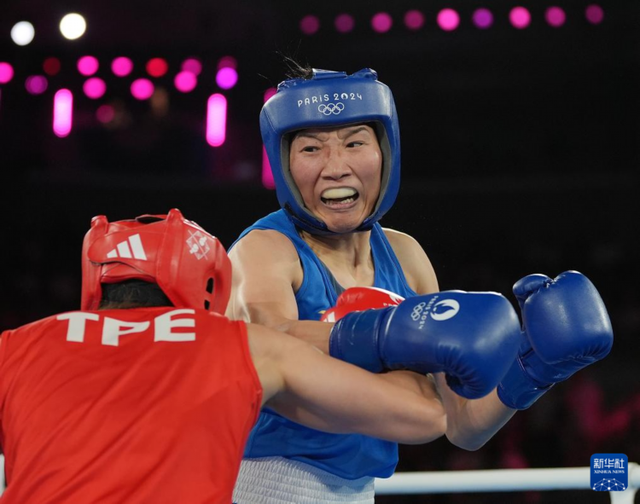 开云体育中国-拳击比赛：巴西选手成功晋级半决赛