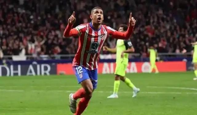 开云下载-西甲赛场：马德里竞技夺冠悬念