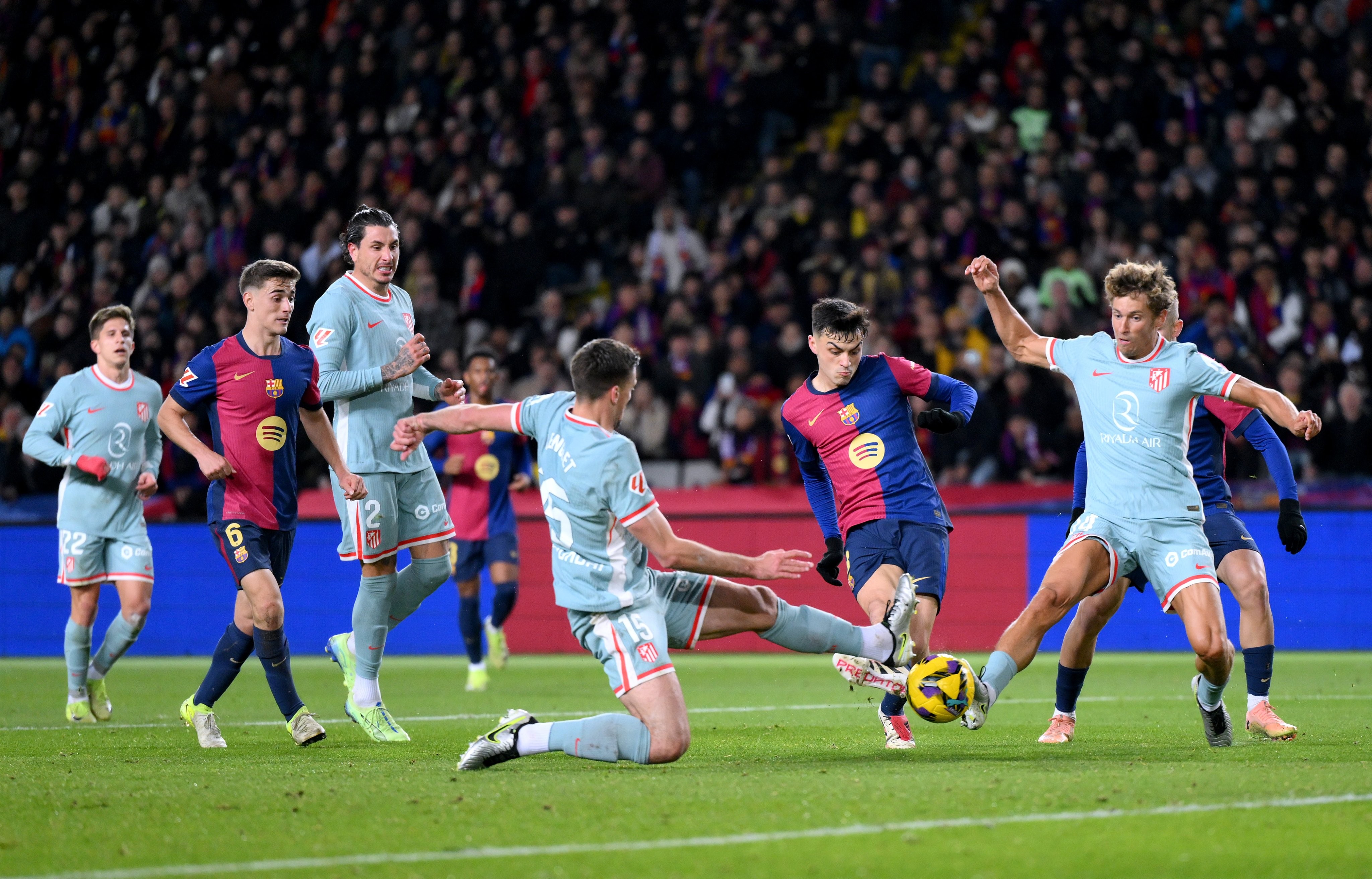 包含西甲焦点战:梅西vs巴萨,逆转引发比分揭晓的词条 包含西甲焦点战:梅西vs巴萨,逆转引发比分揭晓的词条