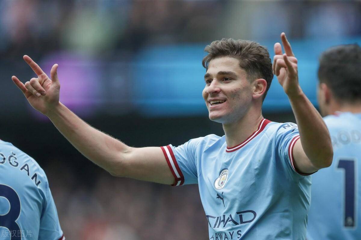 开云APP-多特蒙德绝杀英格兰，德布劳内扑点救主西甲