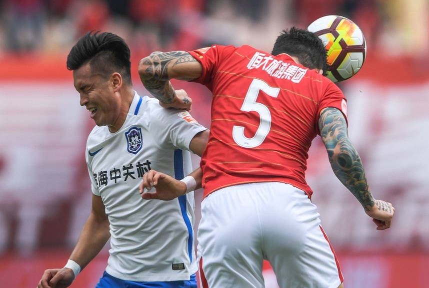 恒大凭借绝杀打破泰达上半程不败的简单介绍