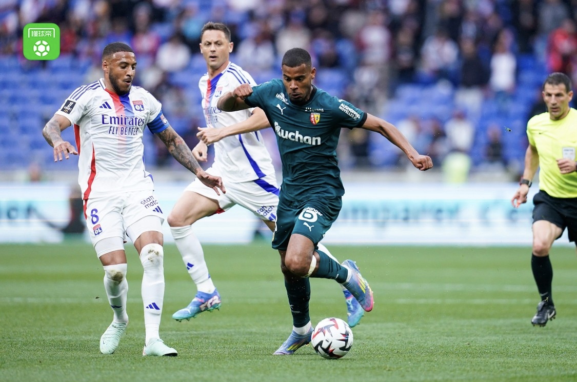 开云APP-圣埃蒂安逆袭崛起，法甲弱旅崭露头角的简单介绍