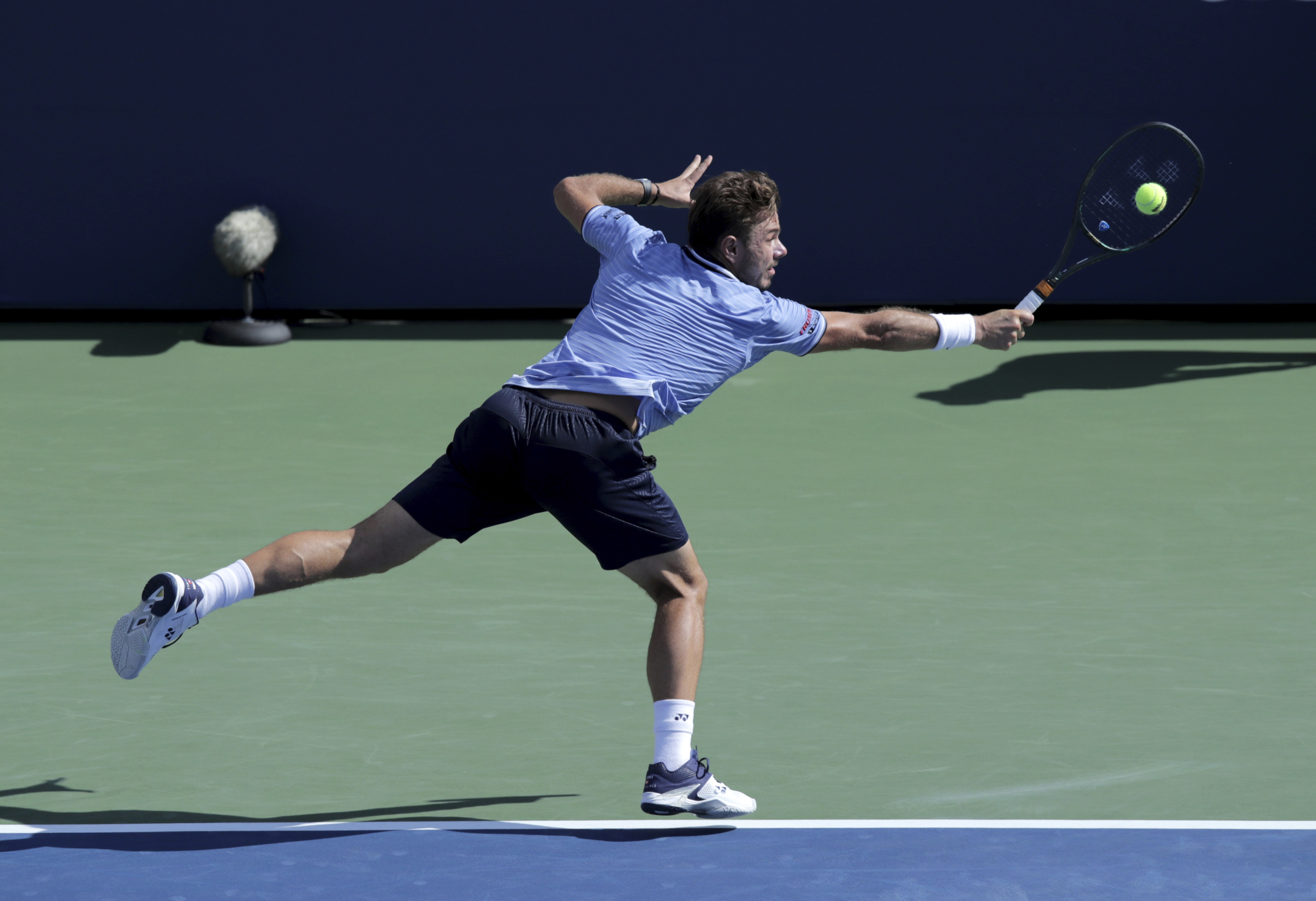 英国网球队横扫德国网球队,瓦林卡惊艳世界 英国网球队横扫德国网球队,瓦林卡惊艳世界