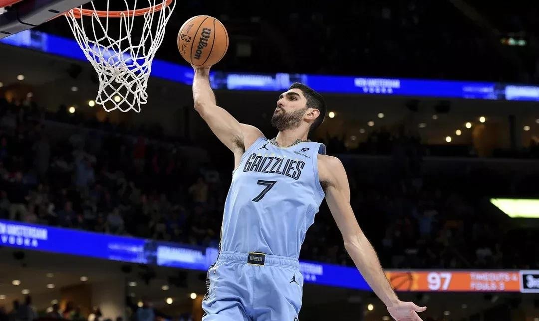 开云官网-塞尔维亚男篮横扫灰熊，塔图姆惊艳世界