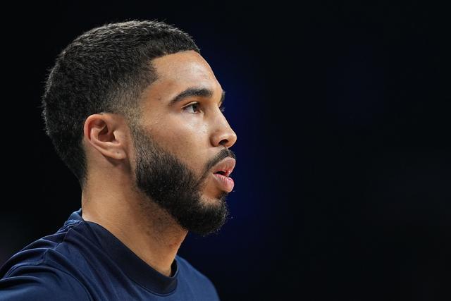 塞尔维亚男篮横扫灰熊，塔图姆惊艳世界