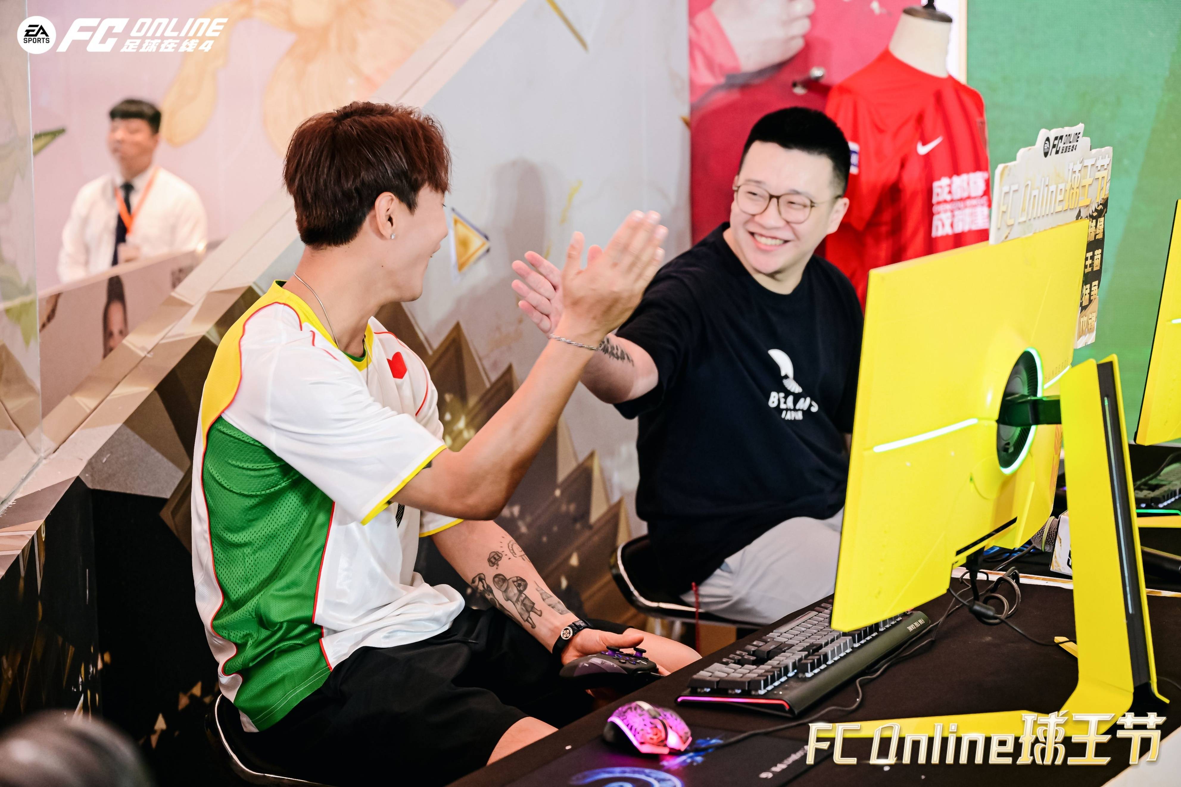 开云下载-豪门对决！FIFA电竞上演世纪大战的简单介绍