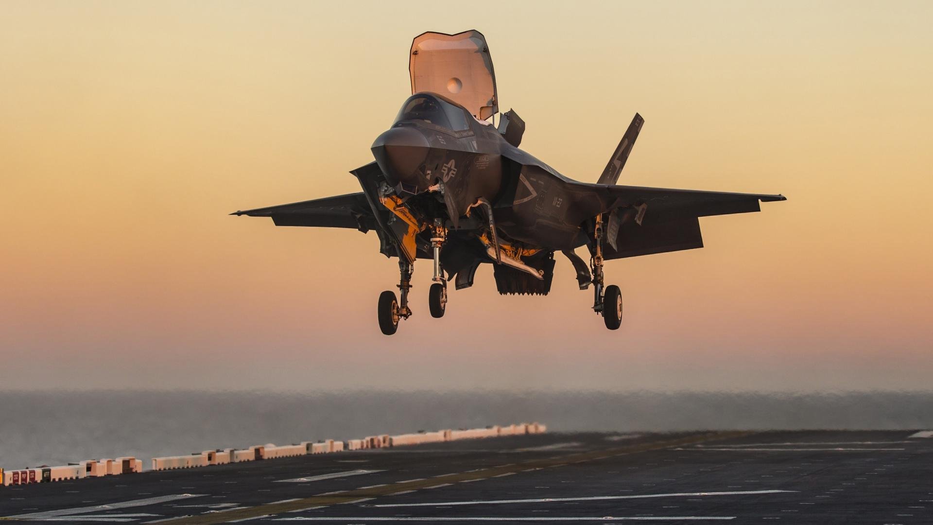 开云下载-双线闪耀，阿拉巴大师级掌控与喀麦隆的决胜时刻