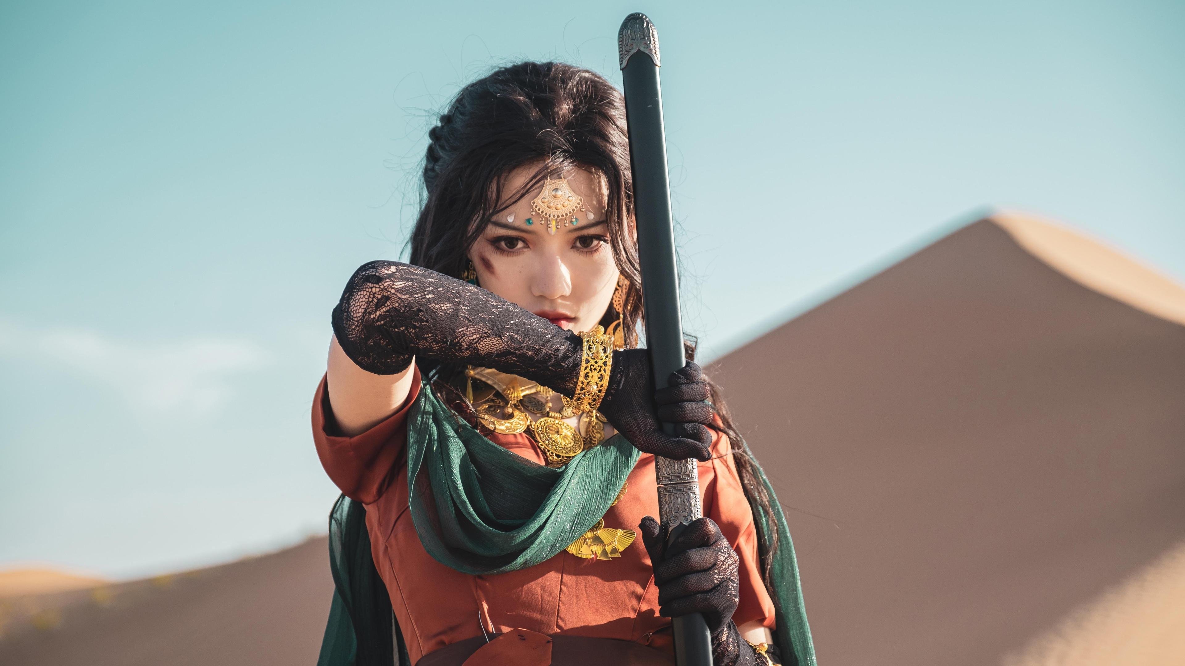 开云官网-双星闪耀，F1年度争冠夜的极速狂飙与班凯罗生涯之夜的篮球传奇