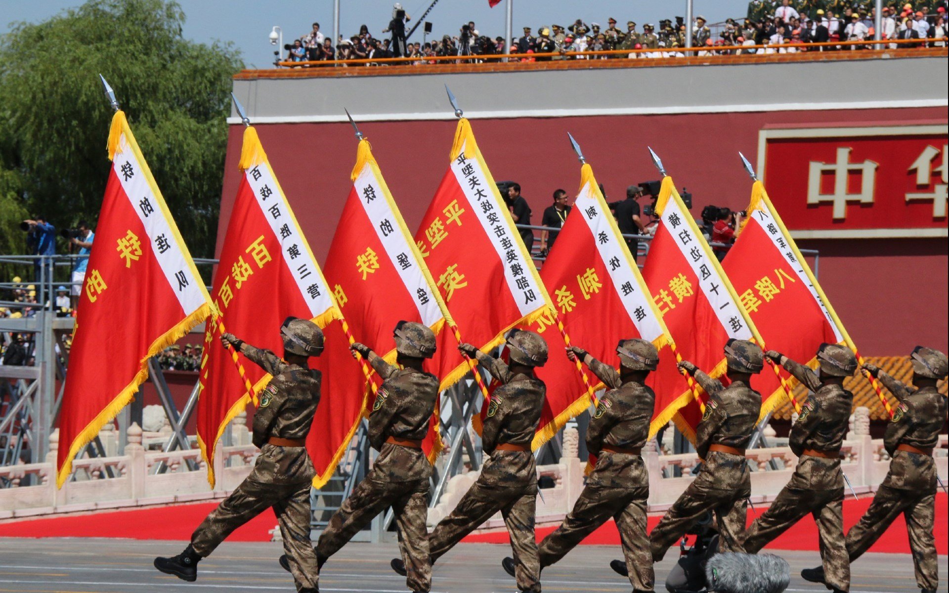 跨越山海的双城记，当广厦铁蹄踏破荆棘，拉文利刃刺穿长夜