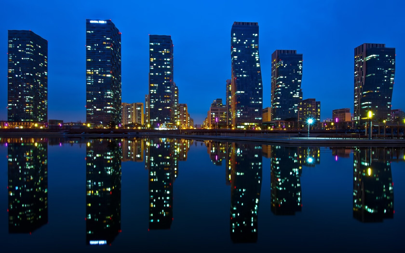 王者易位,从爵士掀翻国王,到爱德华兹在NBA季后赛接管比赛