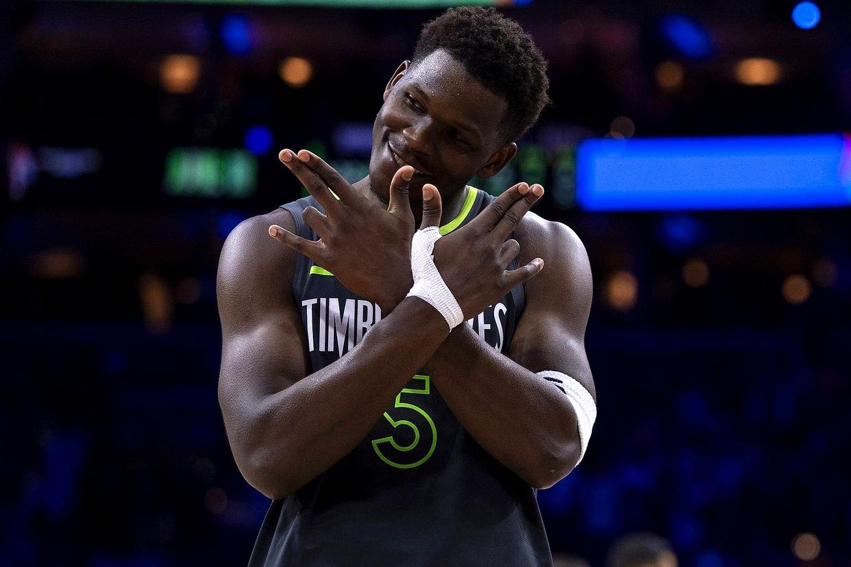 太阳碾压勇士,爱德华兹成为关键先生 太阳碾压勇士,爱德华兹成为关键先生